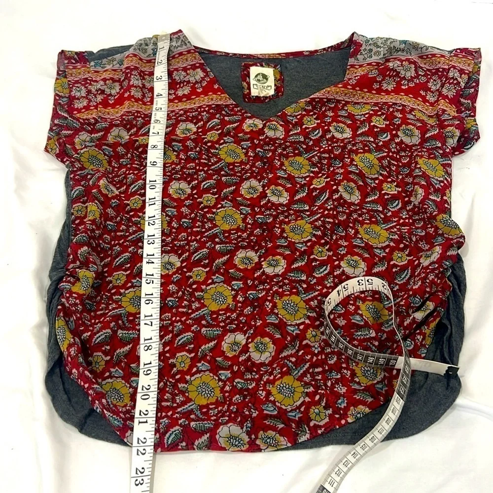 Anthropologie Tiny V-neck floral front back gray ruched top size XS - Picture 6 of 11